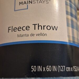 Mainstays Light Blue and Cream Plaid Fleece Throw